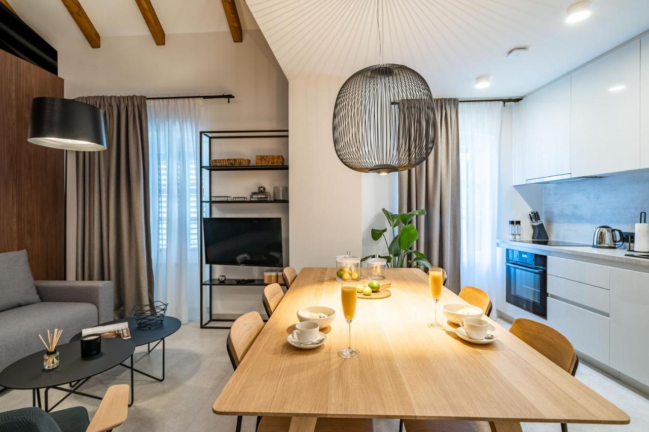 Agape Suite Old Town-Luxury Two Bedroom Apartment دوبروفينك المظهر الخارجي الصورة